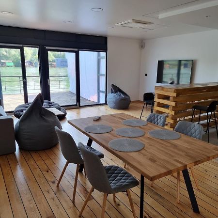 Swan Hotel Белград Екстериор снимка
