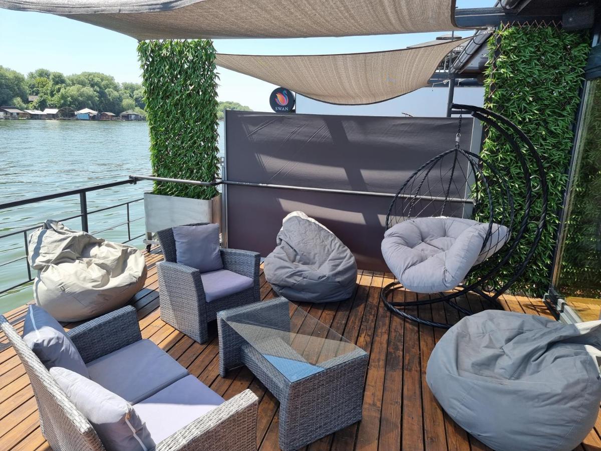 Swan Hotel Белград Екстериор снимка