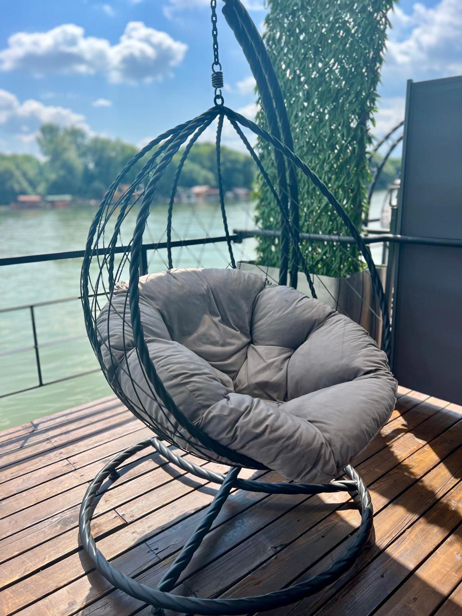 Swan Hotel Белград Екстериор снимка